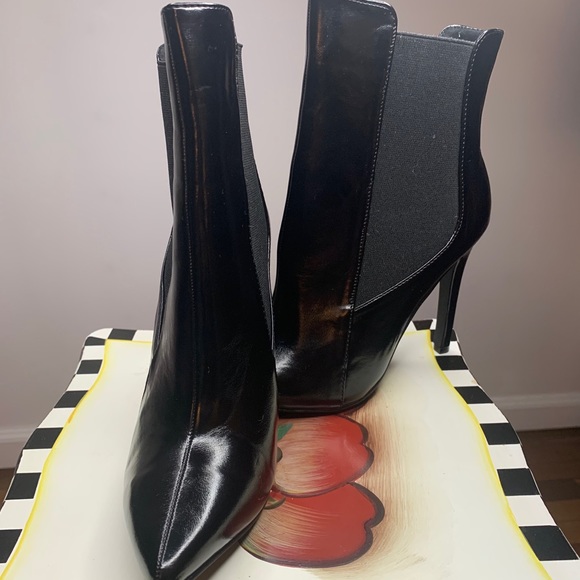 Glaze Ankle Boots - Picture 2 of 5